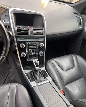 Volvo XC 60 cena 74000 przebieg: 199900, rok produkcji 2016 z Kobyłka małe 704